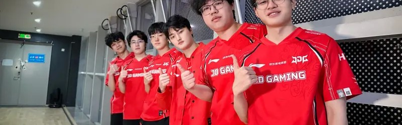 JDG众选手赛后发文：打得好兄弟们！继续往前冲